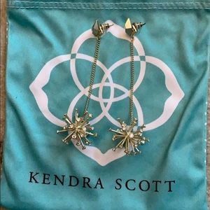 Kendra Scott dangly starburst earrings